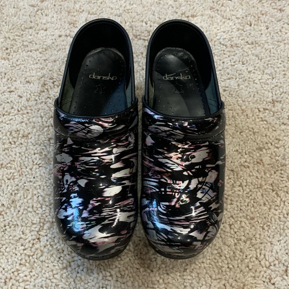 Dansko Clogs - Picture 1 of 7